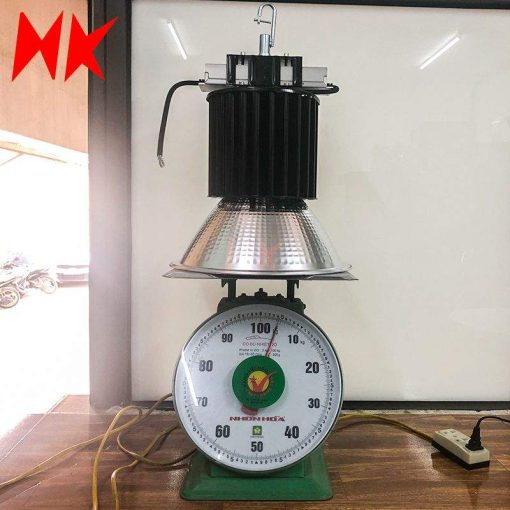 Đèn nhà thi đấu chuyên nghiệp 240W