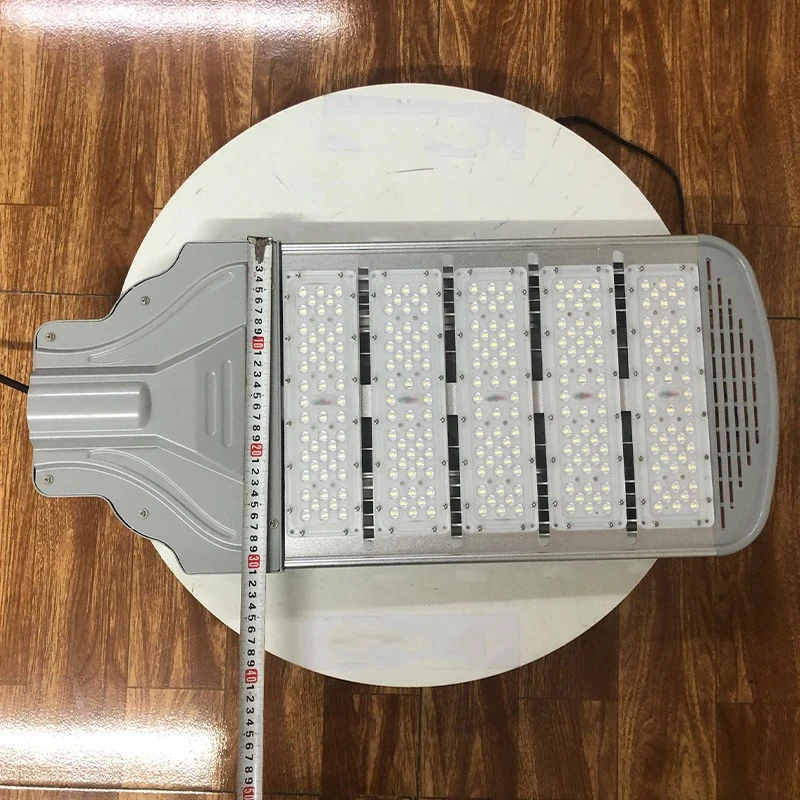 den led duong pho d13 chipled smd cong suat 250w dd13s250 7.webp den led duong pho d13 chipled smd cong suat 250w dd13s250 7.webp