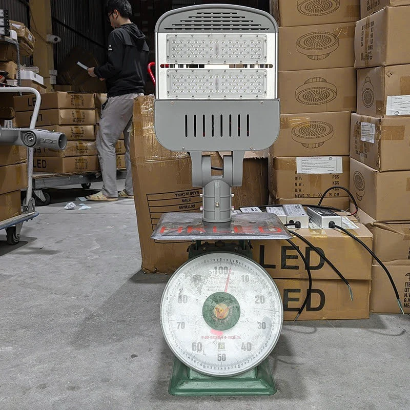 den led duong pho d14 chipled smd cong suat 100w dd14s100 10.webp den led duong pho d14 chipled smd cong suat 100w dd14s100 10.webp