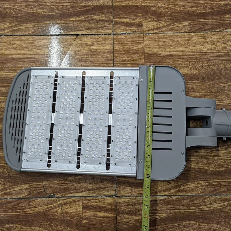 den led duong pho d14 chipled smd cong suat 200w dd14s200 6.webp den led duong pho d14 chipled smd cong suat 200w dd14s200 6.webp