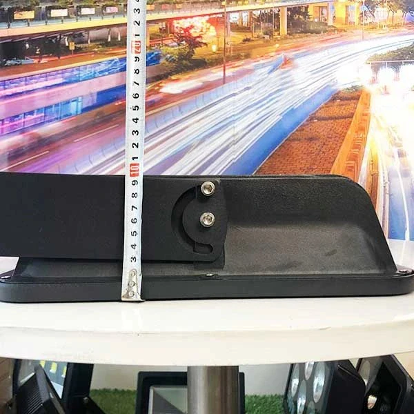 den led pha ngoai troi ptc chipled cob cong suat 600w dptcc600 6.webp den led pha ngoai troi ptc chipled cob cong suat 600w dptcc600 6.webp
