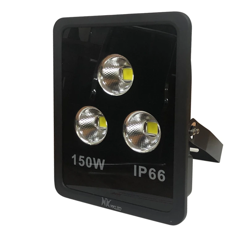 den led pha ngoai troi ptv chipled cob cong suat 150w dptvc150 1.webp den led pha ngoai troi ptv chipled cob cong suat 150w dptvc150 1.webp