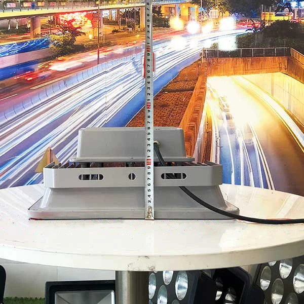 den led pha ngoai troi pxh chipled cob cong suat 100w dpxhc100 4.webp den led pha ngoai troi pxh chipled cob cong suat 100w dpxhc100 4.webp