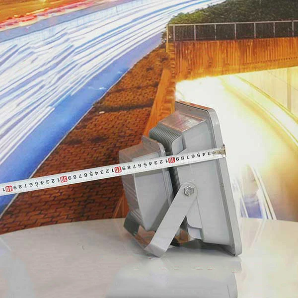 den led pha ngoai troi pxh chipled cob cong suat 100w dpxhc100 7.webp den led pha ngoai troi pxh chipled cob cong suat 100w dpxhc100 7.webp