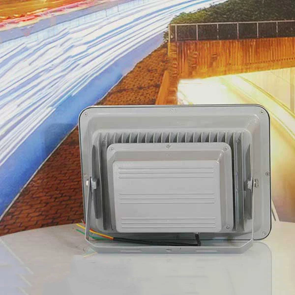den led pha ngoai troi pxh chipled cob cong suat 100w dpxhc100 8.webp den led pha ngoai troi pxh chipled cob cong suat 100w dpxhc100 8.webp