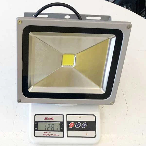 den led pha ngoai troi pxh chipled cob cong suat 30w dpxhc030 6.webp den led pha ngoai troi pxh chipled cob cong suat 30w dpxhc030 6.webp