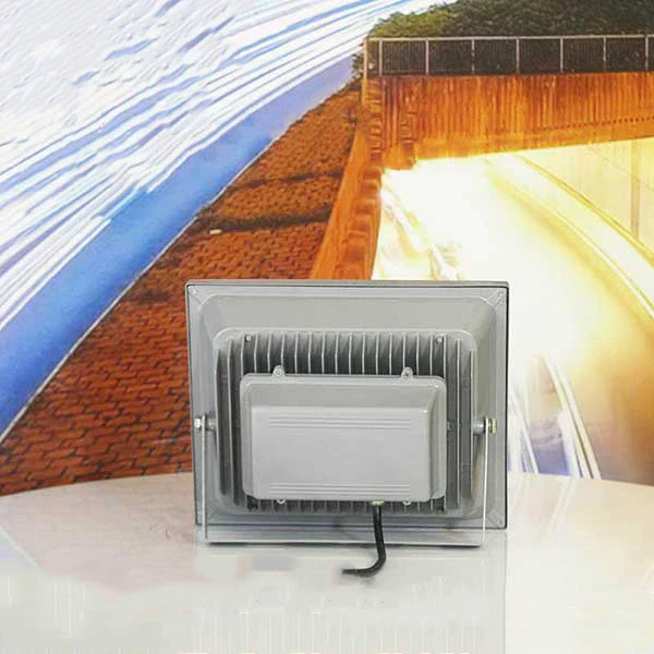 den led pha ngoai troi pxh chipled cob cong suat 50w dpxhc050 8.webp den led pha ngoai troi pxh chipled cob cong suat 50w dpxhc050 8.webp