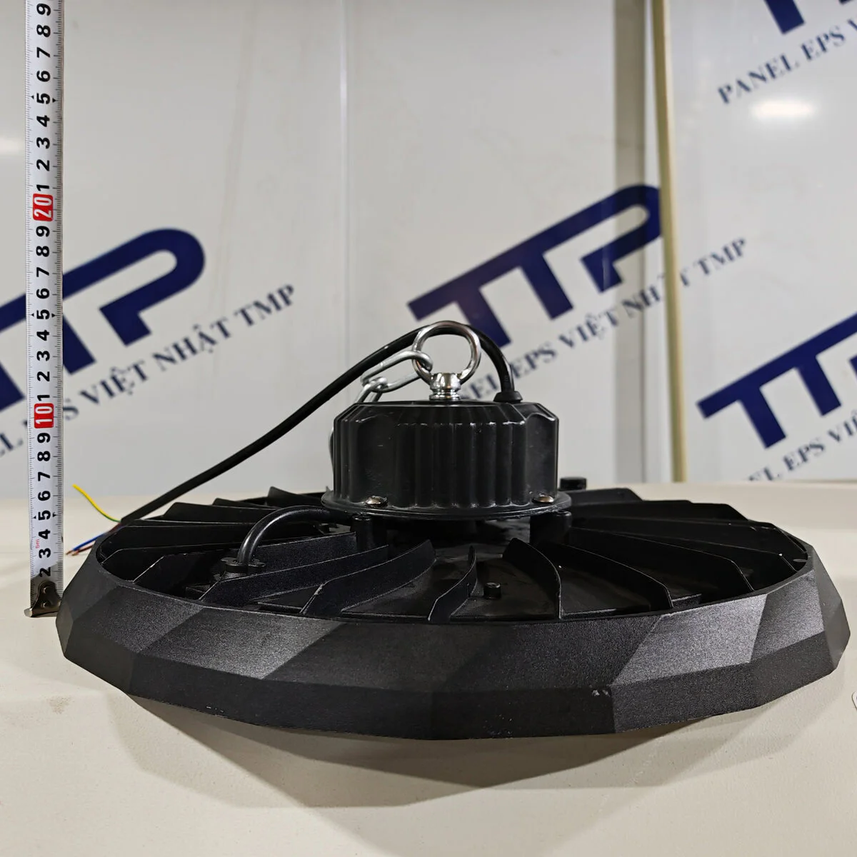 den led ufo x03 200w hkled 5.jpg den led ufo x03 200w hkled 5.jpg